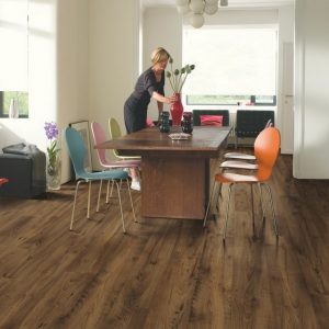 פרקט למינציה חום כהה